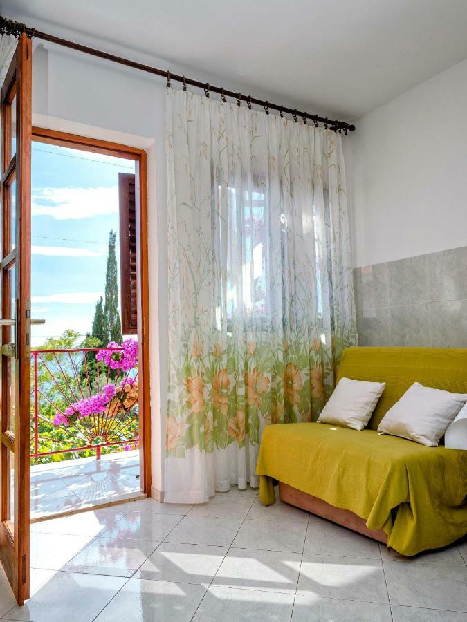 Franko * Jelsa (Hvar)