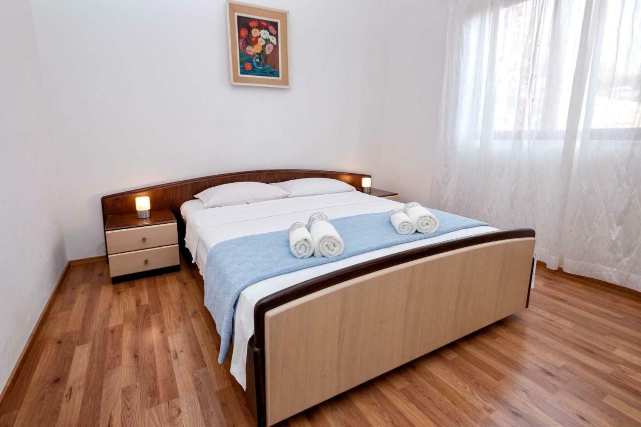 Franko Apartment Jelsa (Hvar)