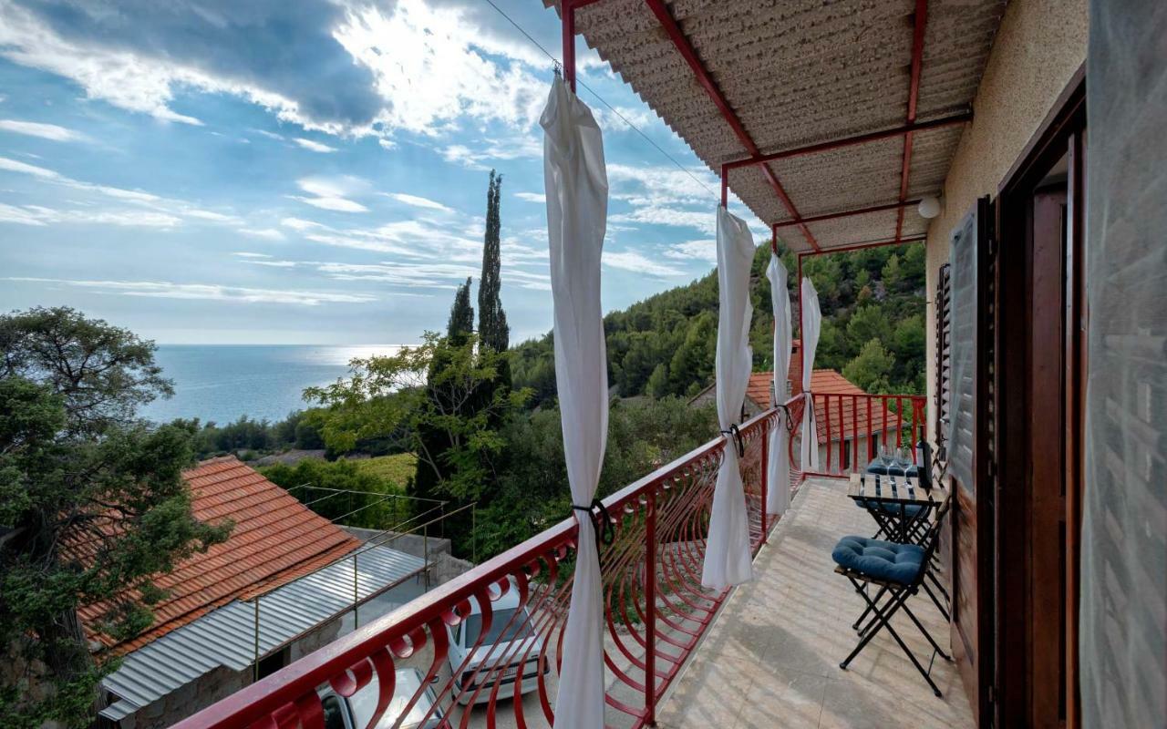 Franko * Jelsa (Hvar)